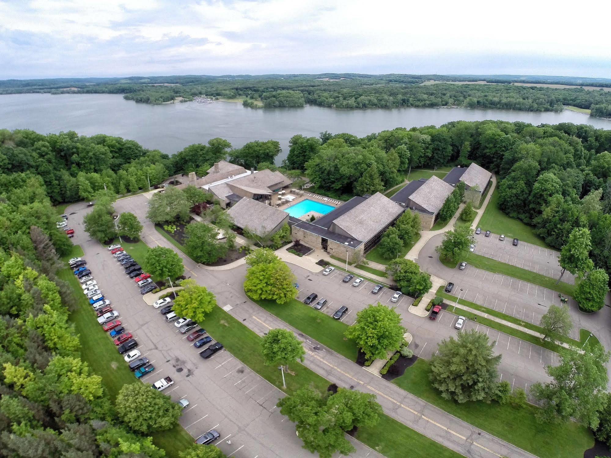 Mohican Lodge And Conference Center Perrysville Zewnętrze zdjęcie