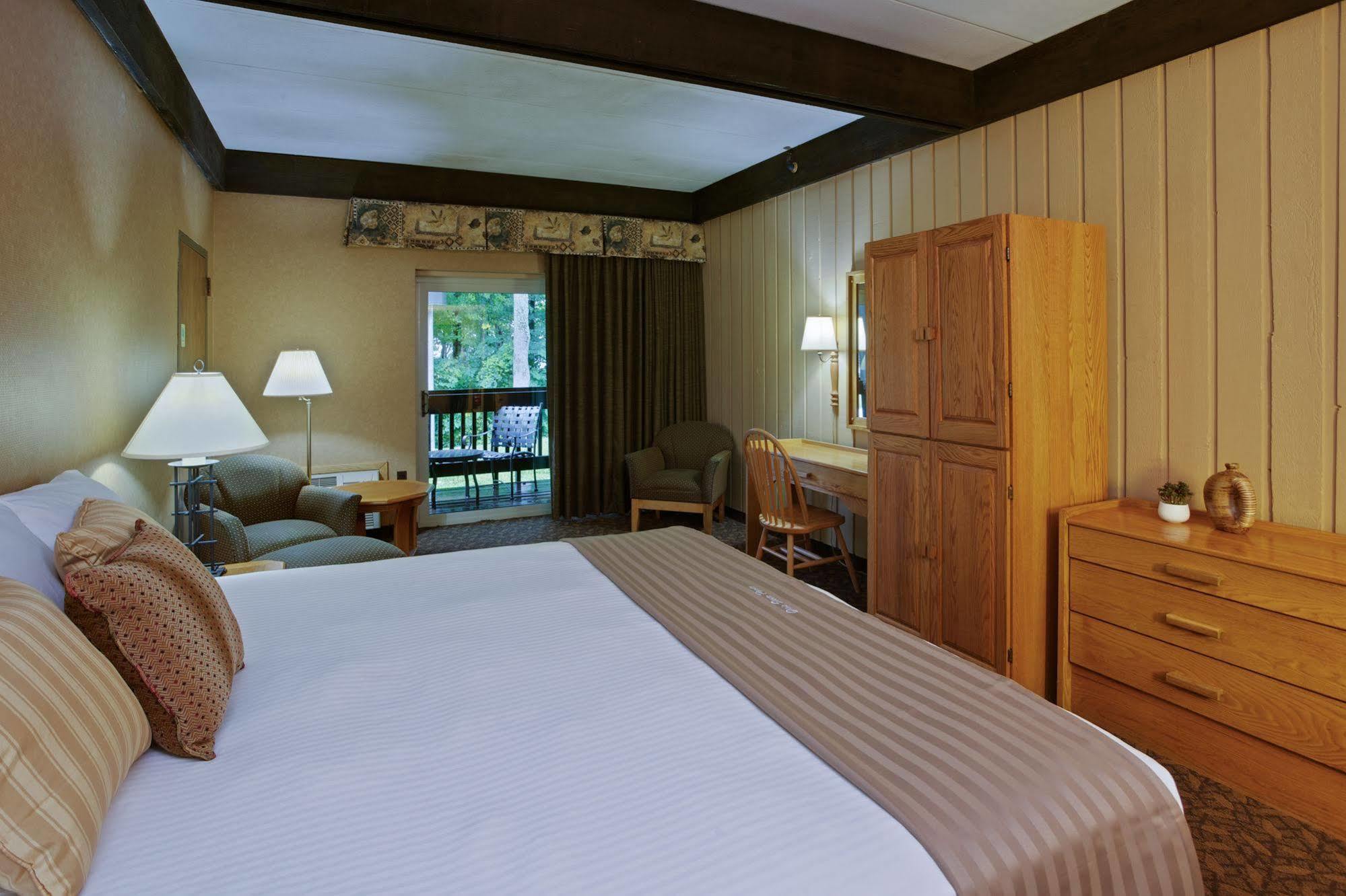 Mohican Lodge And Conference Center Perrysville Zewnętrze zdjęcie